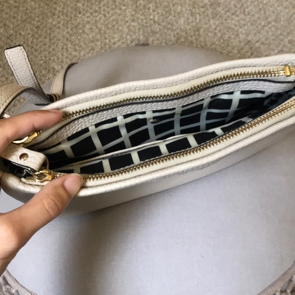 Kate Spade Crossbody Bag - Picture 3 of 8